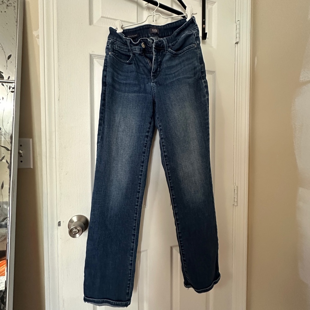 NYDJ Blue Straight Leg Jeans Classic Style